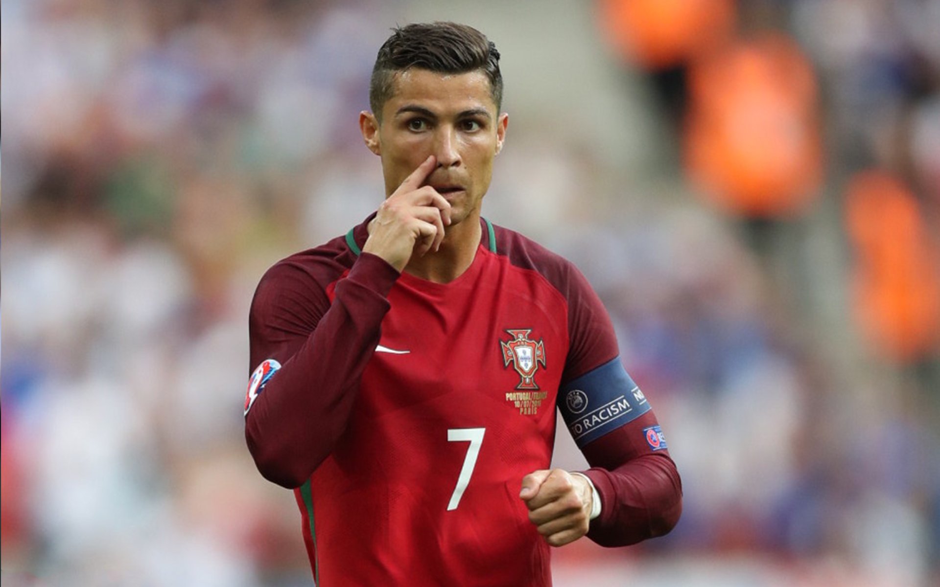 恢复计划揭秘:明星球员的“疗伤大法”,足球明星受伤